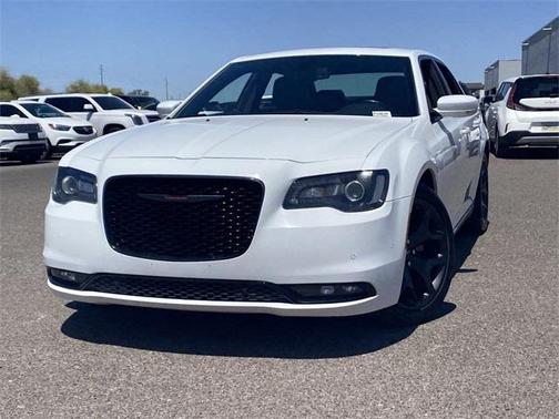 2022 Chrysler 300 S
