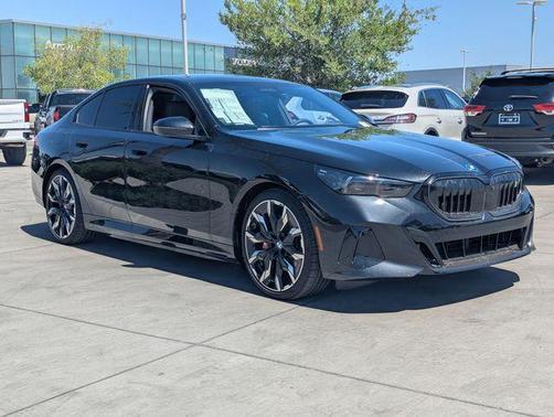 Black Sapphire Metallic 2026 BMW i5 eDrive40