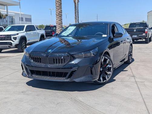 Black Sapphire Metallic 2026 BMW i5 eDrive40