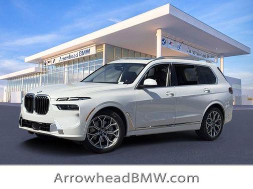 Mineral White Metallic 2023 BMW X7 xDrive40i