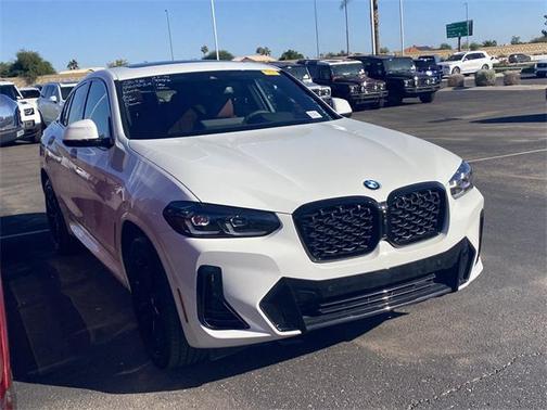 2025 BMW X4 xDrive30i