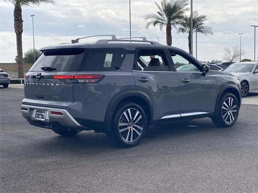 2024 Nissan Pathfinder Platinum 4WD