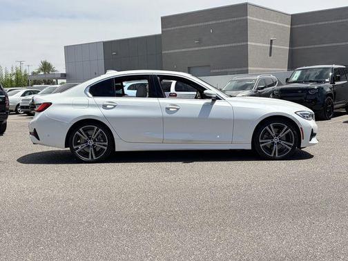 Mineral White Metallic 2020 BMW 330 330i