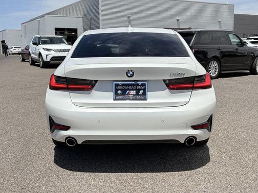 Mineral White Metallic 2020 BMW 330 330i