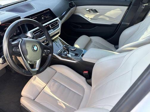Mineral White Metallic 2020 BMW 330 330i
