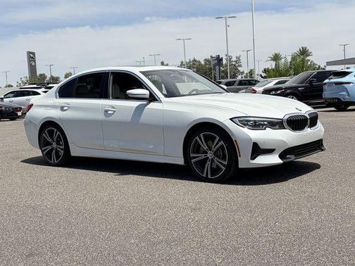 Mineral White Metallic 2020 BMW 330 330i