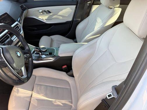 Mineral White Metallic 2020 BMW 330 330i