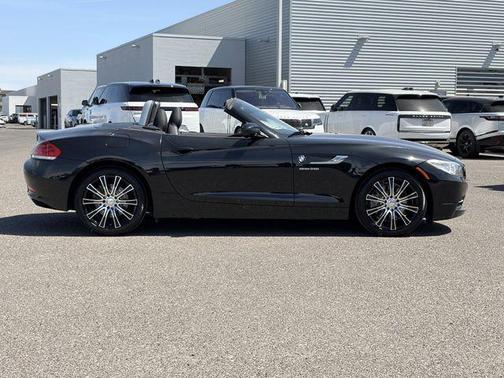 Black Sapphire Metallic 2014 BMW Z4 sDrive28i