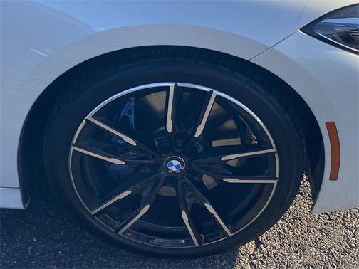 2025 BMW M440 i