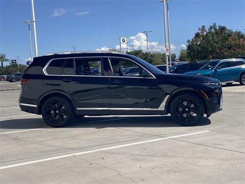 2024 BMW X7 xDrive40i