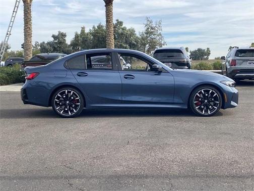 2025 BMW 330 330i