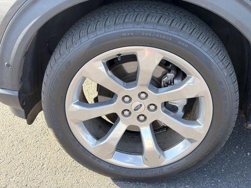 Magnetic 2020 Ford Explorer Platinum