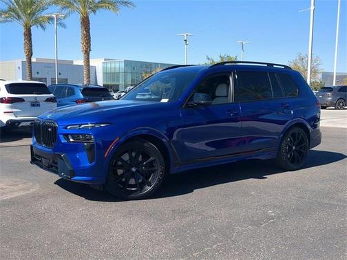 2024 BMW X7 M60i