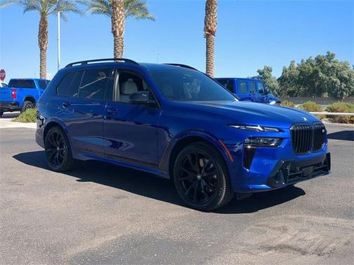 2024 BMW X7 M60i