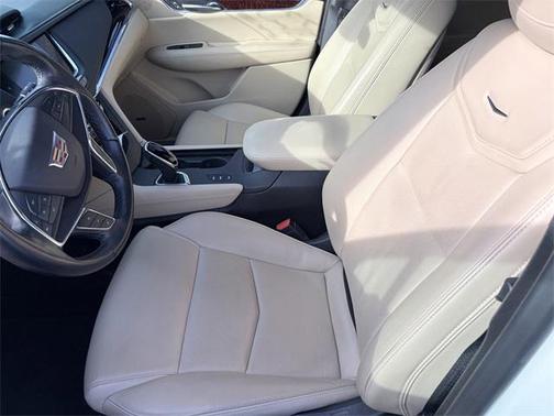 2018 Cadillac XT5 Premium Luxury