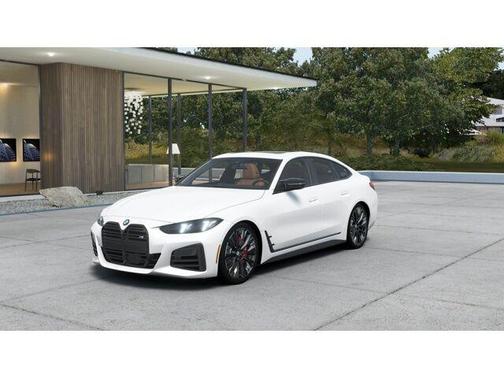 Mineral White Metallic 2026 BMW M440 i