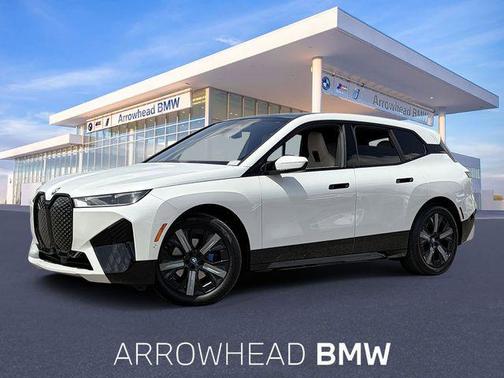 Mineral White Metallic 2024 BMW iX xDrive50