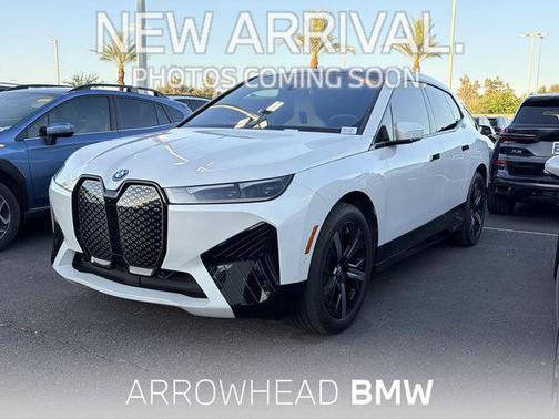 Mineral White Metallic 2024 BMW iX xDrive50