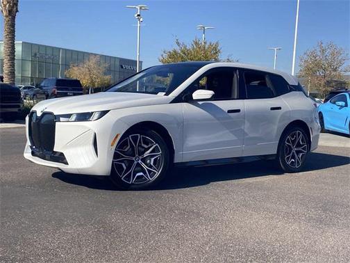 2026 BMW iX xDrive60