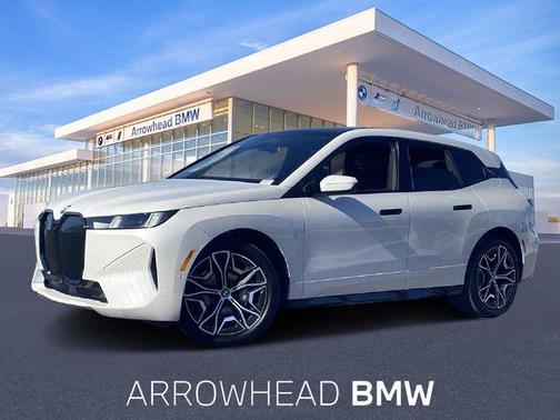 Mineral White Metallic 2026 BMW iX xDrive60