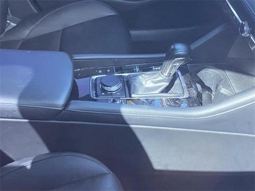 2022 Mazda Mazda3 FWD w/Preferred Package