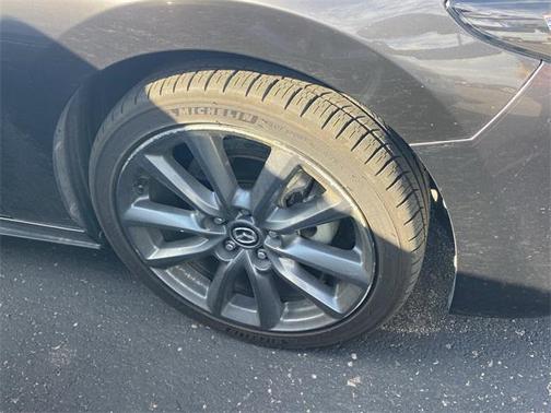 2022 Mazda Mazda3 FWD w/Preferred Package