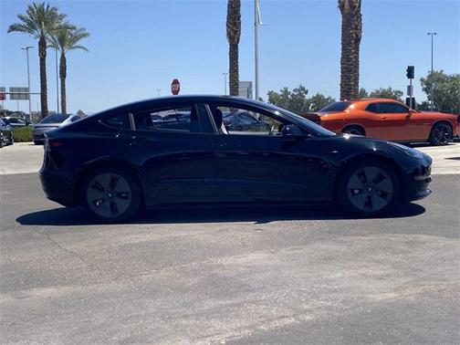 2022 Tesla Model 3 Standard Range
