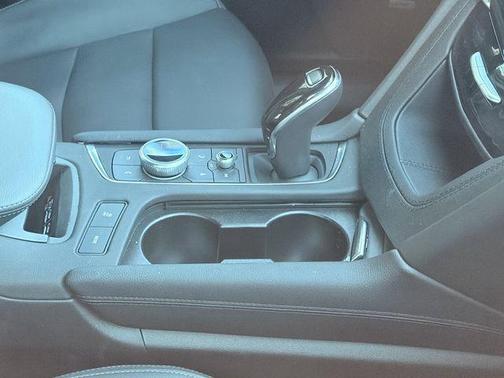 2025 Cadillac XT6 Premium Luxury FWD