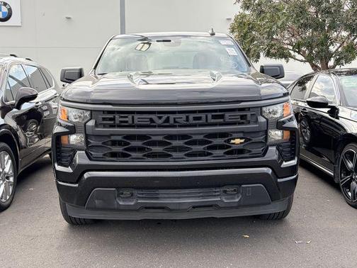 2022 Chevrolet Silverado 1500 Custom