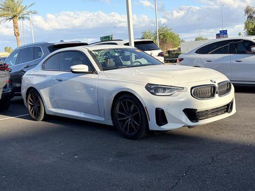 2023 BMW 230 i