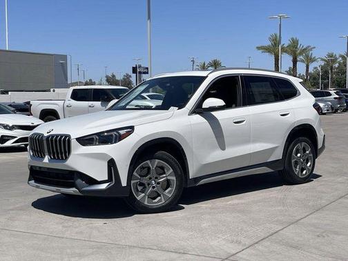 Alpine White 2025 BMW X1 xDrive28i