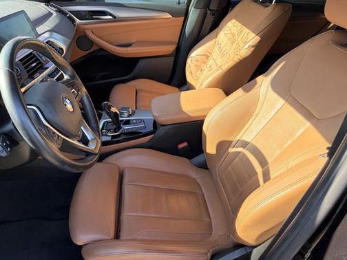 Black Sapphire Metallic 2019 BMW X4 M40i