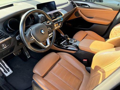 Black Sapphire Metallic 2019 BMW X4 M40i