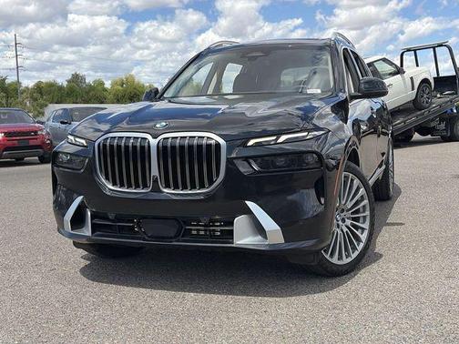 Black Sapphire Metallic 2023 BMW X7 xDrive40i