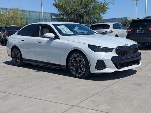 Alpine White 2026 BMW i5 eDrive40