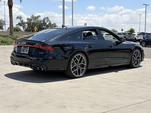 Mythos Black Metallic 2024 Audi S7 Premium Plus TFSI quattro Tiptronic