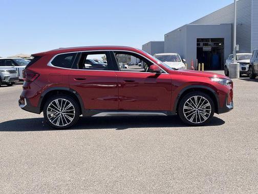 Vegas Red Metallic 2026 BMW X1 xDrive28i