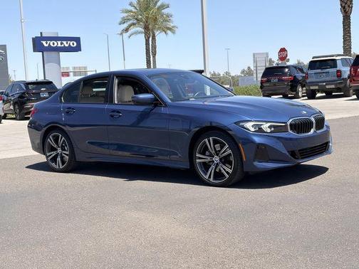 Phytonic Blue Metallic 2023 BMW 330 330i
