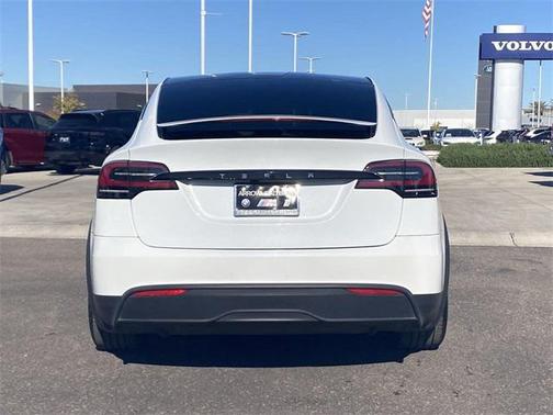 2023 Tesla Model X Base