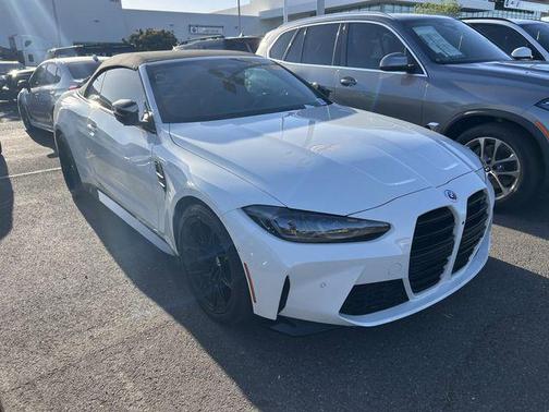 Alpine White 2023 BMW M4 Competition xDrive