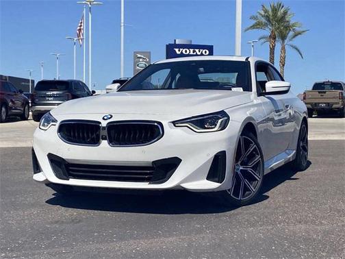 2023 BMW 230 i xDrive