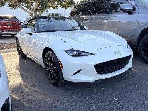 Snowflake White Pearl Mica 2024 Mazda MX-5 Miata Grand Touring