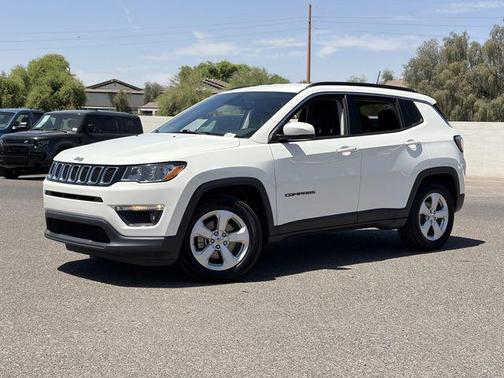 White Clearcoat 2019 Jeep Compass Latitude