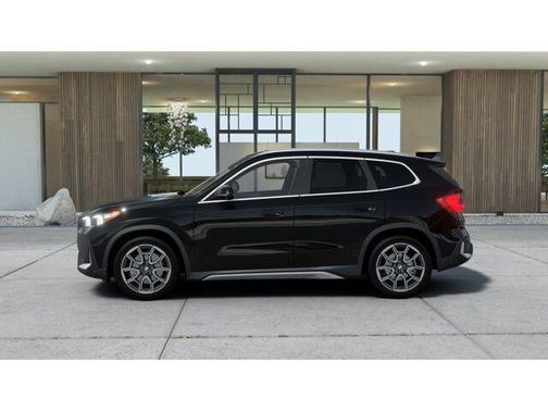Black Sapphire Metallic 2026 BMW X1 xDrive28i
