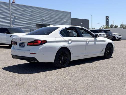 Alpine White 2021 BMW 540 540i