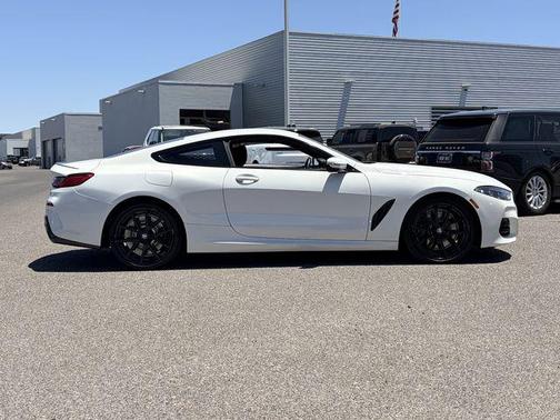 Alpine White 2024 BMW 840 i