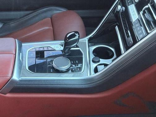 Alpine White 2024 BMW 840 i