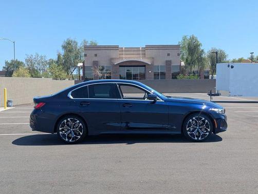 Tanzanite Blue II Metallic 2026 BMW 330 NA