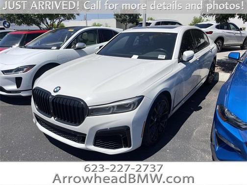 2022 BMW 740 i