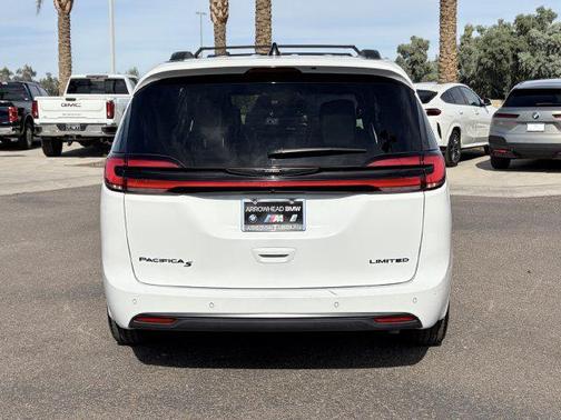 Bright White Clearcoat 2025 Chrysler Pacifica Limited